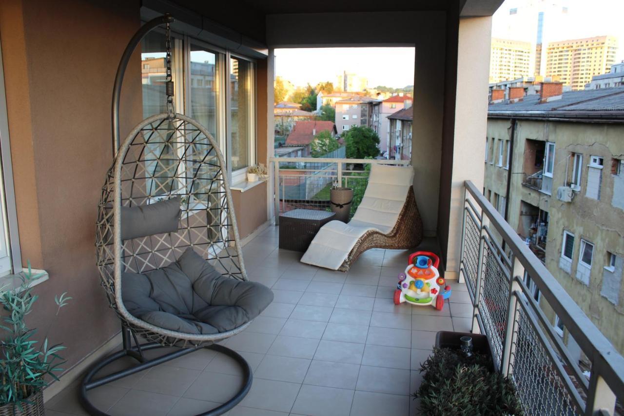 Apartman Diva Tuzla Luaran gambar